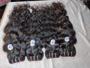 Extensiones de cabello Remy de visón sin procesar indio, proveedor de cabello humano virgen de onda profunda suelta, venta al por mayor, cabello virgen crudo trenzado - Product Image 4