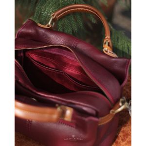 Multi-Tone Leather <b>Handbag</b> Full Grain Leather <b>Satchel</b> with Detachable Shoulder Strap Compact Leather <b>Handbag</b> From Indonesia - Product Image 4