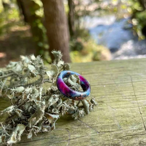 Resin Acrylic Rings Round Shape Handcrafted Love Ring Women Party Jewelry Wholesale Supply for Best Price - Product Image 1