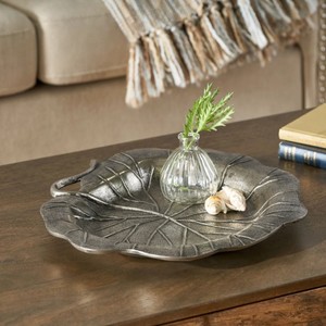 Plateau de service décoratif en aluminium artisanal avec finition nickel antique, vaisselle pour la décoration de la maison et de la cuisine - Product Image 4