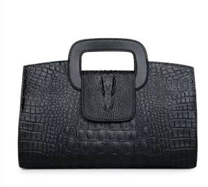 กระเป๋าถือลายจระเข้ กระเป๋าสะพายไหล่สไตล์ย้อนยุคมีสไตล์สำหรับการเดินทาง - Product Image 2