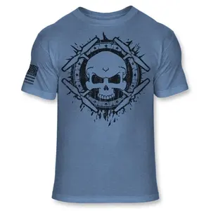 Camiseta de piloto de drones para hombre con logotipo de calavera Camiseta de operador de drones Crossbones A392 UAV - Product Image 1
