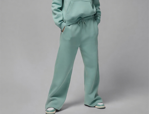 Nouveau design exclusif Cheep Price Sweat à capuche décontracté de couleur unie pour femmes Vêtements de détente amples pour un usage hivernal quotidien - Product Image 5