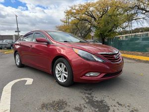 SONATA 2013 GLS FWD TRIM SEDAN D'OCCASION, EXTÉRIEUR ROUGE, TRANSMISSION 6 VITESSES, MOTEUR 198 CV 2.4L 14 - Product Image 4