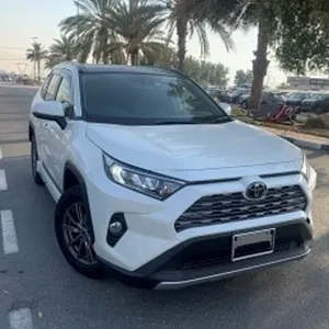 Acquista usato bianco guida a destra TOYOTA RAV4 2020 2021 modello in vendita