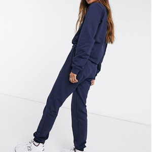 Conjunto Deportivo Informal de Algodón para Mujer, Servicio OEM de Fábrica, Manga Larga para Invierno, Transpirable, Cuello Redondo, Poliéster - Product Image 4