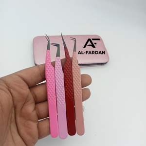 Pince à cils haut de gamme Diamond Grip Embouts de plasma noir en acier inoxydable durable pour le volume et l'isolement - Product Image 1