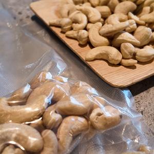 Organic Vietnam Cashew <b>Nut</b> <b>Kernels</b> W450 With Stable Quality And Freshly Peeled Suitable For Global Food Supply - Product Image 3