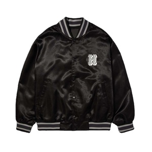 Chaqueta Bomber de Satén de Alta Calidad con Logotipo Personalizado, Chaqueta Varsity con Botones, Talla Grande, Resistente al Viento y Transpirable, Chaqueta de Baloncesto - Product Image 6