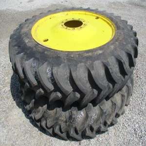 Ruedas / Neumáticos / Orugas Johnn Dere 380/90R46 - Product Image 1