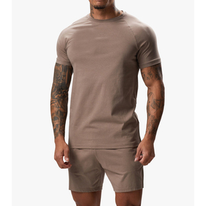 Conjunto de pantalones cortos deportivos para gimnasio con logotipo personalizado para hombre, camiseta ajustada ecológica, cierre de cordón de cintura media, posición frontal para correr - Product Image 5