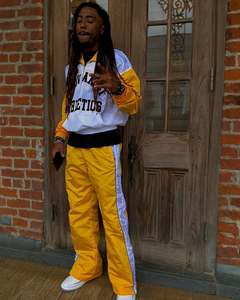 Conjunto de pantalones cortos cortavientos de nailon transpirable de dos piezas personalizados para hombre, ropa de calle para hombre, chándal de talla grande con diseño impreso - Product Image 1