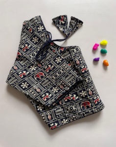 Blusa moderna con cuello en V material 100% ALGODÓN PURO AJRAK ESTAMPADO Blusa con patrón de gancho delantero SIN ACOLCHADO - Product Image 1