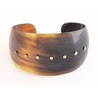 Anillo de dedo de cuerno natural ligero con acabado pulido brillante Anillo de cuerno de búfalo de estilo vintage con tallas estampadas tribales - Product Image 6