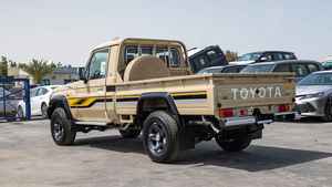 NUEVO TOYOTA LAND CRUISER SERIE 70 LC70 2024, 0 KM, 2 PLAZAS, 4 CILINDROS, 299 HP, TRANSMISIÓN AUTOMÁTICA - Product Image 5