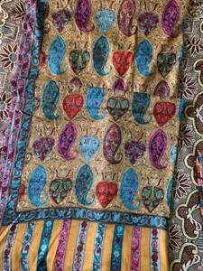 ผู้ผลิตมืออาชีพนำเสนอผ้าพันคอและผ้าคลุมไหล่แบบดั้งเดิมสำหรับผู้หญิงในฤดูใบไม้ร่วงและฤดูหนาวที่ให้ความอบอุ่น  สำหรับชาวมุสลิม  พร้อมขั้นต่ำในการสั่งซื้อน้อย - Product Image 2