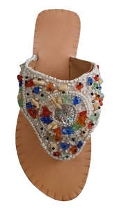 Sandalias de trabajo con cuentas bordadas, - Product Image 1
