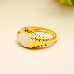 Arco Iris piedra lunar anillo de plata esterlina forma ovalada Arco Iris piedra lunar anillo junio piedra natal anillo de plata esterlina - Product Image 3