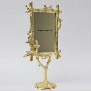 Miroir décoratif et de table en verre et métal de luxe de haute qualité, moderne pour le salon, la chambre à coucher et le bureau, pour une utilisation hôtelière - Product Image 6