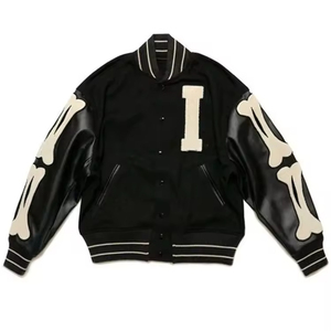 Veste universitaire universitaire de qualité supérieure pour homme conçue avec un patch en chenille brodé et des poignets en tricot côtelé pour une coupe élégante - Product Image 4