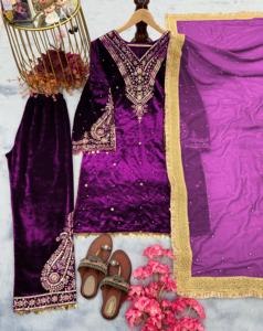 Ropa de fiesta de diseñador Heavy Pure Viscose Velvet Top Plazzo & Dupatta Set con remache de secuencia de 5mm Moti Work Coin Latkan Bell Sleeve - Product Image 5