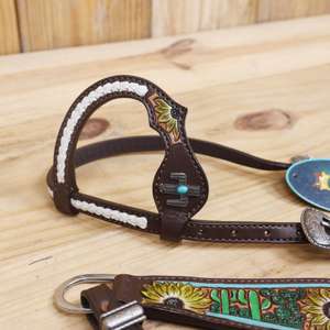 Cabestro, Brida, Pechera y Riendas para Caballo Occidental a Precio Accesible, Cuero con Diseño Floral Repujado a Mano, Pechera Completa para Caballo Cob - Product Image 2