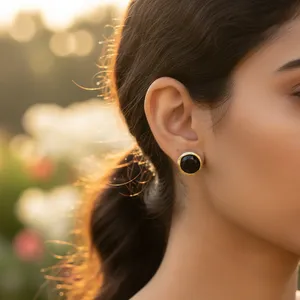 Boucles d'oreilles clous vintage hypoallergéniques en onyx noir Art Palace, fermoir à tige et fermoir à pression, plaqué or, cadeau pour femme, argent 925 - Product Image 3