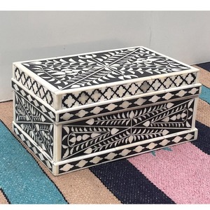 Boîte à bijoux incrustée d'os de luxe la plus demandée Boîte décorative à la main pour stocker des accessoires précieux disponibles au meilleur prix - Product Image 5