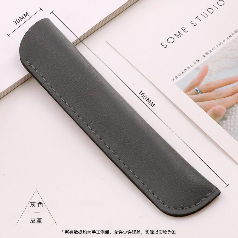 สีเทาเข้ม