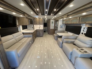 NOUVELLE CARAVANE DE VOYAGE T-I-F-F-I-N RV A-L-L-E--G-R-O BAY 38AB 2026 - Product Image 3