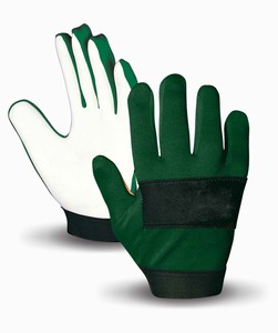 Gants de football gaéliques personnalisés de haute qualité avec poignée en latex Gants GAA légers et haute performance - Product Image 5