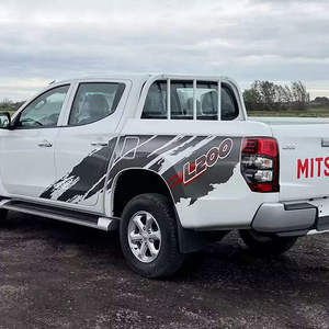 Camioneta Doble Cabina L200 2022 Impecable, 4x4 GLX 4WD - Product Image 1