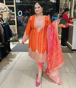 Costumes Palazzo doux et confortables pour une tenue décontractée Vêtements pakistanais confortables accessibles à un prix raisonnable - Product Image 1