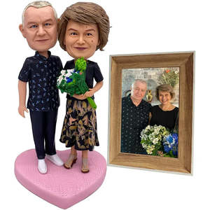 Figurine personnalisable, jouet en plastique élégant, jouet personnalisé - Product Image 4