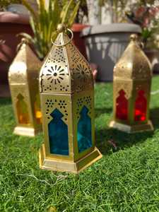 Lanterne marocaine faite à la main support de photophore en verre antique lanterne à bougie suspendue multicolore pour bureau à domicile Diwali cadeau pièce maîtresse - Product Image 5