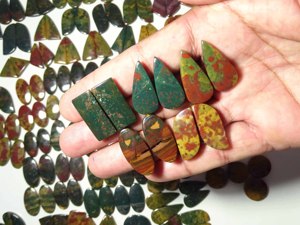 Vente en gros de pierres précieuses naturelles en pierre de sang, paire de cabochons, pierres précieuses en vrac, haute qualité, paire de pierres précieuses en pierre de sang naturelle pour la fabrication de bijoux - Product Image 6