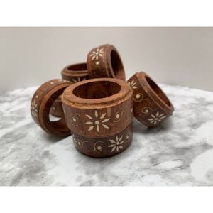 Anneaux de serviette en bois rustique élégant fait à la main poli finition naturelle écologique stocké décoration de table à manger idée cadeau - Product Image 2