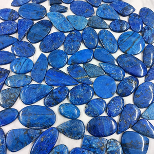 Cabochon ovale en lapis-lazuli bleu de haute qualité pour la fabrication de bijoux - Product Image 2