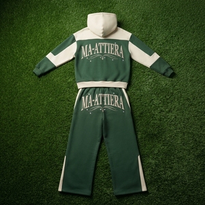 Ensemble de survêtement deux pièces avec sweat à capuche zippé et pantalon de jogging à jambes larges, couleur vert et crème - Product Image 5