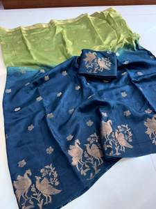 Sari de Viscosa Georgette Rusa Pura para Mujer con Tejido Jacquard, Bordado Meenakari Zari y Borde Antiguo Butti - Product Image 4