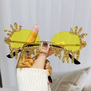 Lentes de cristal de colores hermosos que ofrecen una claridad superior, haciendo que todo se vea más nítido y vibrante, gafas fantásticas. - Product Image 2