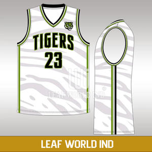 Vente en gros Ensemble de maillots de basket-ball en maille respirante personnalisé Uniforme d'été sublimé pour garçons de grande taille - Product Image 2