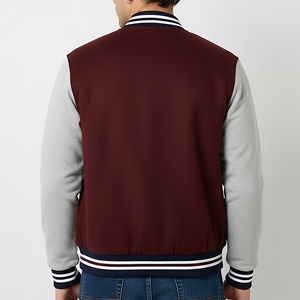 Chaqueta Varsity Marrón para Hombre con Mangas Grises, Logotipo Bordado en la Parte Delantera, Casual, Otoñal, Resistente al Viento, Transpirable, Cuello Alto, Cierre de Botón Sencillo - Product Image 5