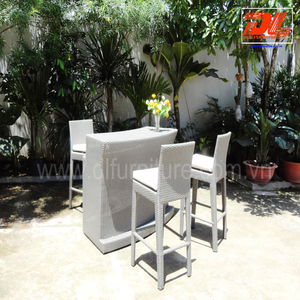 Juego de taburetes y sillas de Bar de mesa de centro de ratán moderno, muebles de exterior de alta calidad, tela impermeable para sala de estar, uso en Hotel - Product Image 1