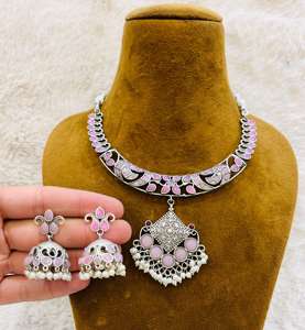 Bel ensemble de collier polonais oxydé pour femmes collier de finition antique indien traditionnel boucles d'oreilles assorties pour vêtements de fête - Product Image 3