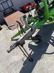 รถกระเช้าบูมติดตั้งบนรถพ่วงพร้อมความสูงในการทำงาน 12.2 เมตร และบูมแบบยืดหดได้สำหรับงานบนที่สูง - Product Image 3