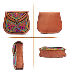 Sac bandoulière tendance, design spacieux, sangle confortable, matériau durable, idéal pour les voyages, le travail, l'école et l'usage quotidien - Product Image 3