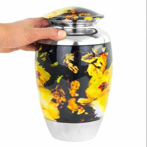 Urna de latón hecha a mano de alta calidad para dueños de mascotas Venta caliente Diseño de cremación DE LA India Suministros funerarios a un precio razonable - Product Image 5