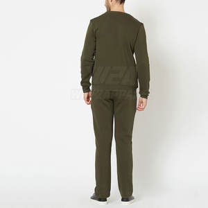 ชุดวอร์มผู้ชายน้ำหนักเบาแบบสองชิ้น ชุดนุ่มสบายสำหรับการฝึกซ้อม ฟิตเนส และกิจกรรมกลางแจ้ง - Product Image 3