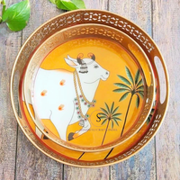 Nouvelle arrivée 2025 Designer Big Tasy Pichwi imprimé plateau en laiton ensemble de 2 pièces vache motif Designer Thali pour le retour des cadeaux de faveur